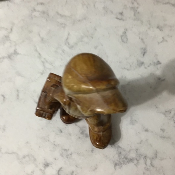 MCM Retro Faux Wood Boy with Suitcase Figurine Hong Kong 1950s Plastique - Picture 6 of 7